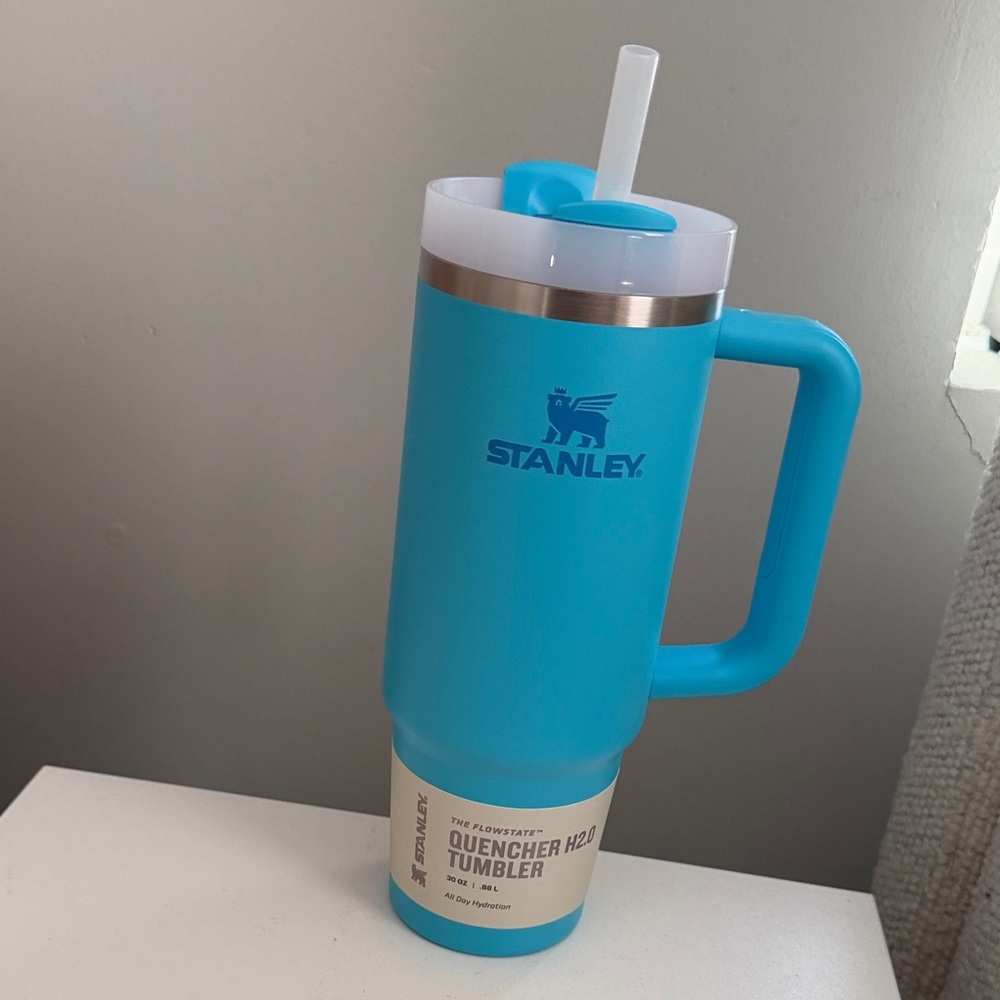 Stanley Aqua Quencher H2.0 Tumbler